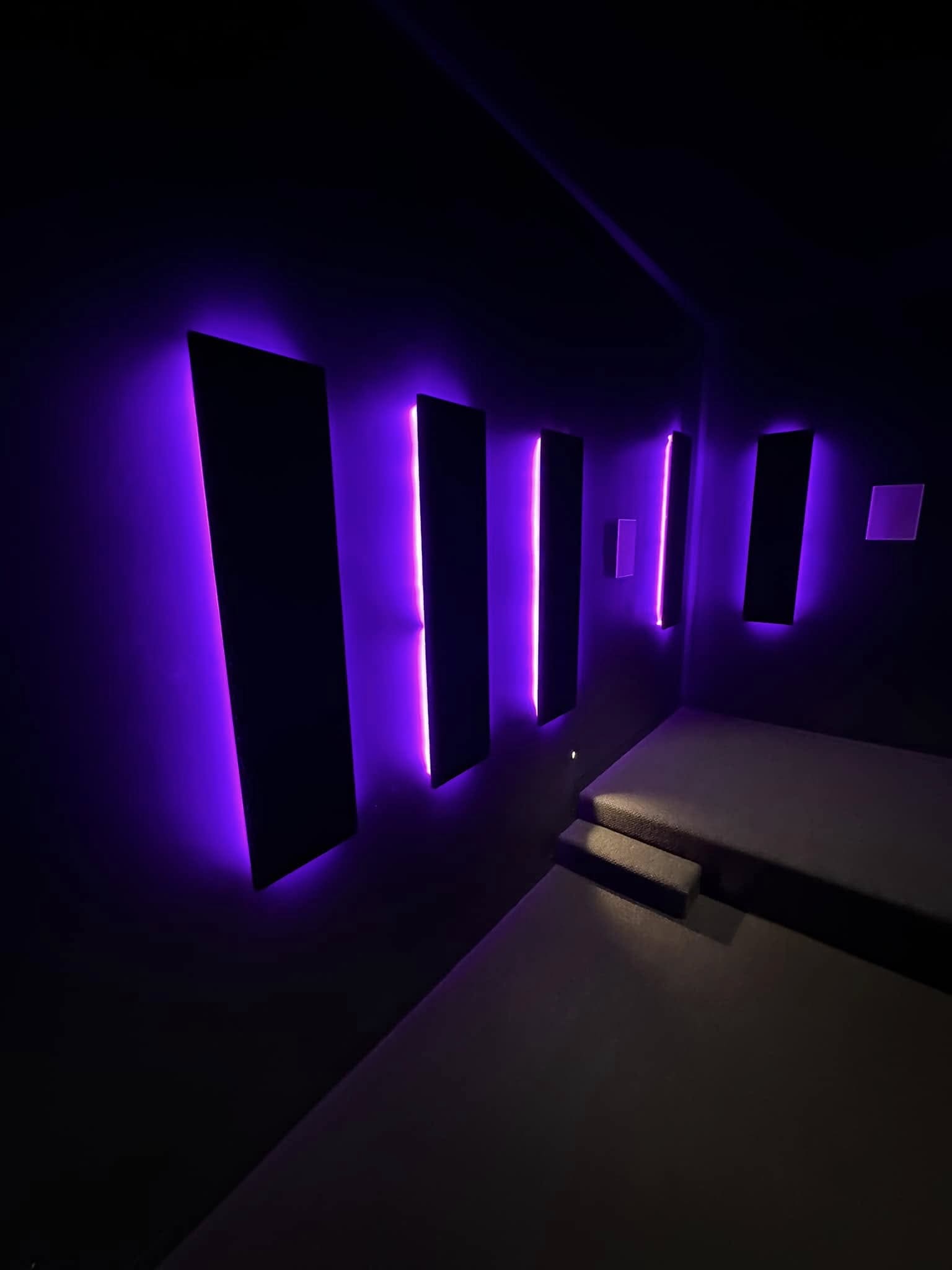 The Essential Guide to Home Theatre Lighting for the Ultimate Viewing Experience