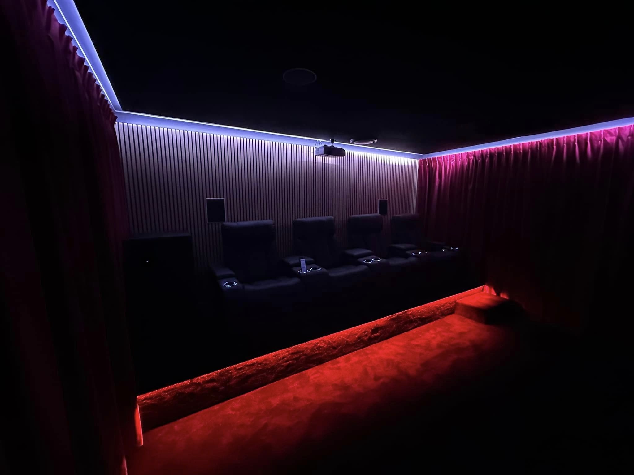 What Are the Best Home Theatre Lighting Systems?
